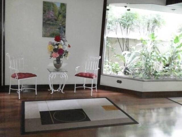 #766 - Apartamento para Venda em Santos - SP