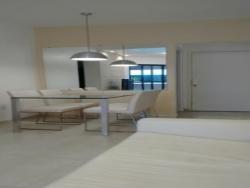 Apartamento para Venda em Santos - 2