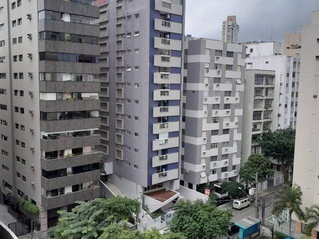 #1545 - Apartamento para Venda em Santos - SP