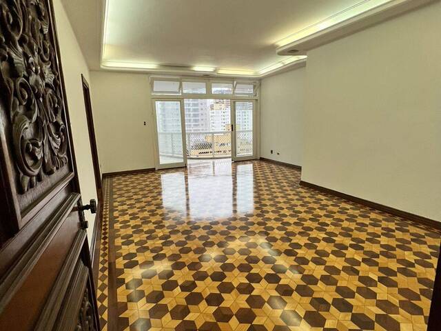 Apartamento para Venda em Santos - 4