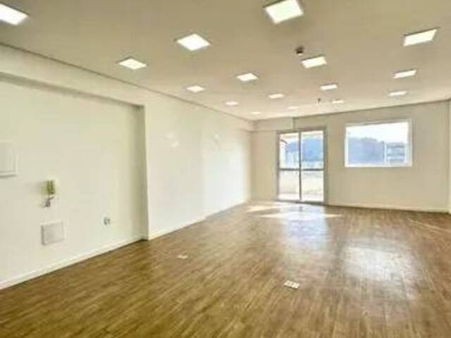 #1614 - Sala para Venda em Santos - SP