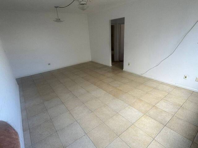 Apartamento para Venda em Santos - 3