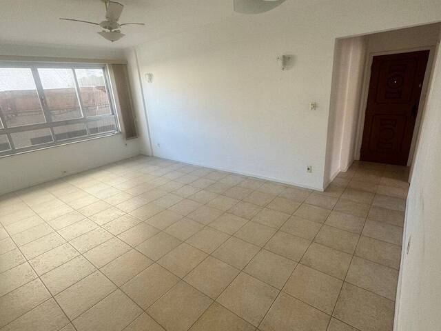 Apartamento para Venda em Santos - 2