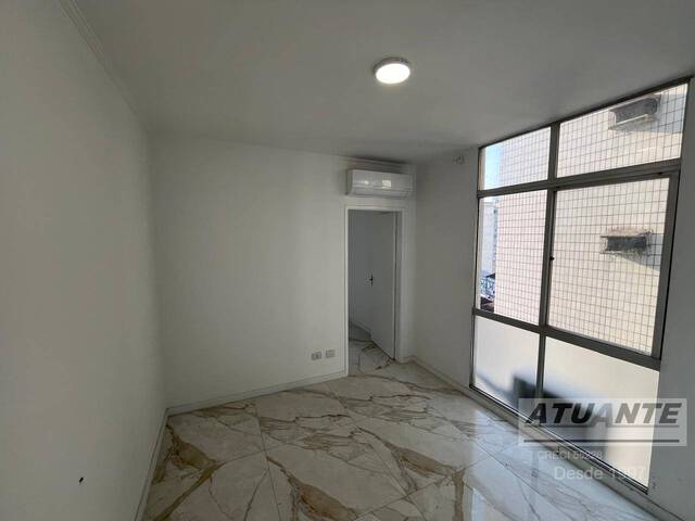 #1842 - Apartamento para Venda em Santos - SP
