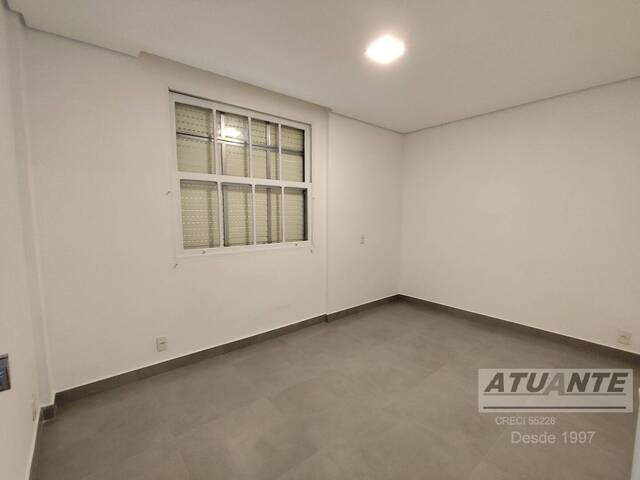 Apartamento para Venda em Santos - 4
