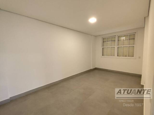 Apartamento para Venda em Santos - 5
