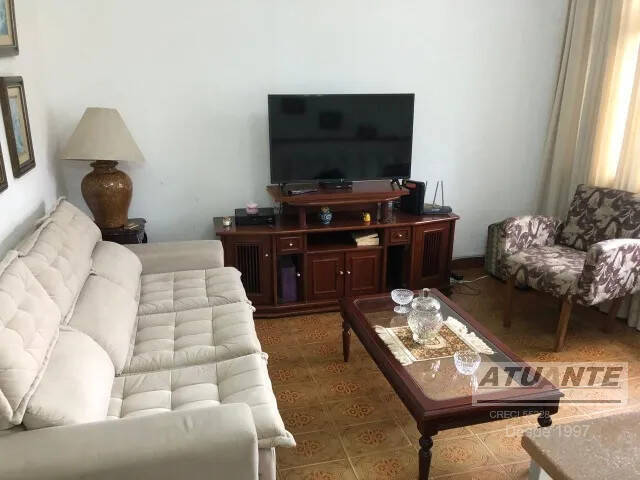 #1908 - Casa para Venda em Santos - SP - 2