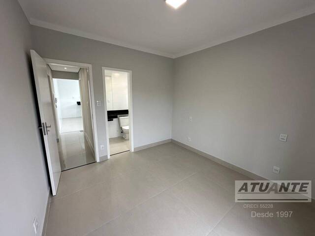 Apartamento para Venda em Santos - 5