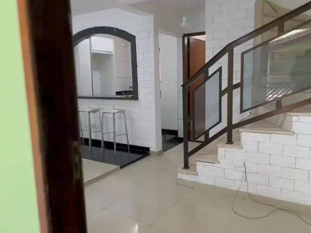 Sobrado para Venda em São Vicente - 4