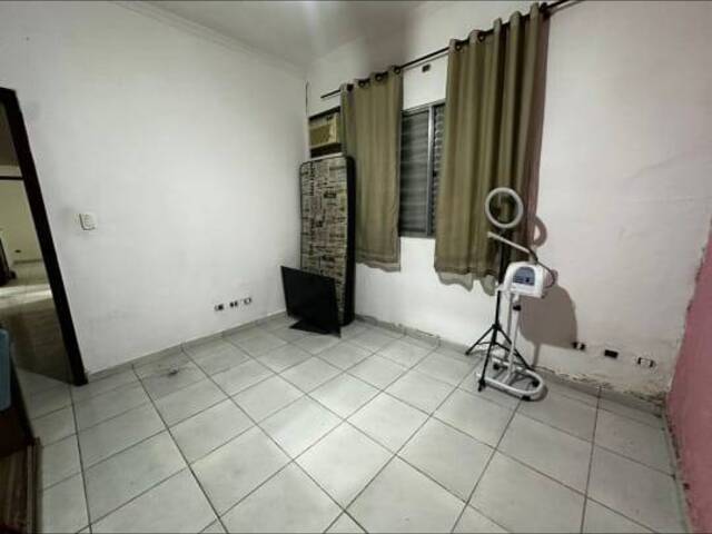 #1969 - Casa para Venda em Santos - SP - 2