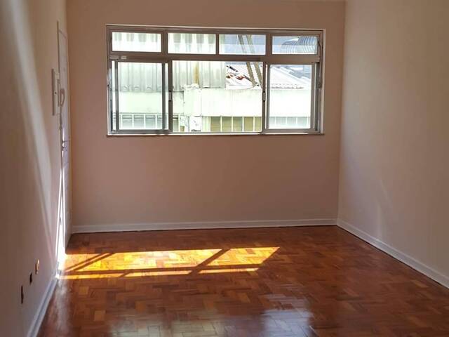 Apartamento para Venda em Santos - 2