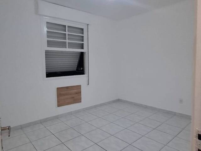 Apartamento para Venda em Santos - 3
