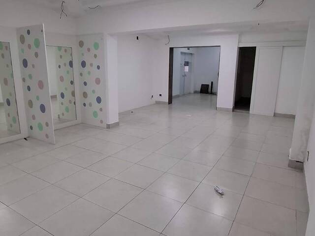 #2016 - Loja para Locação em Santos - SP