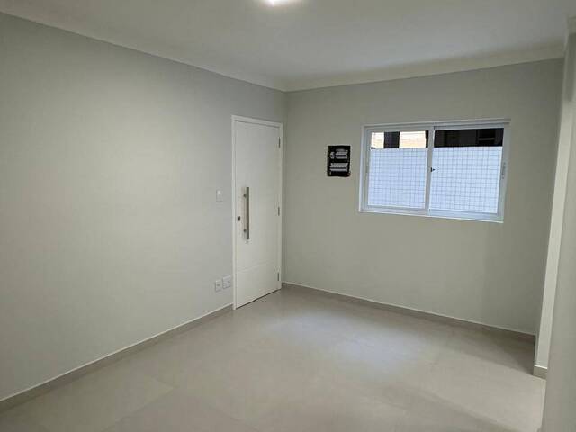 Apartamento para Venda em Santos - 3