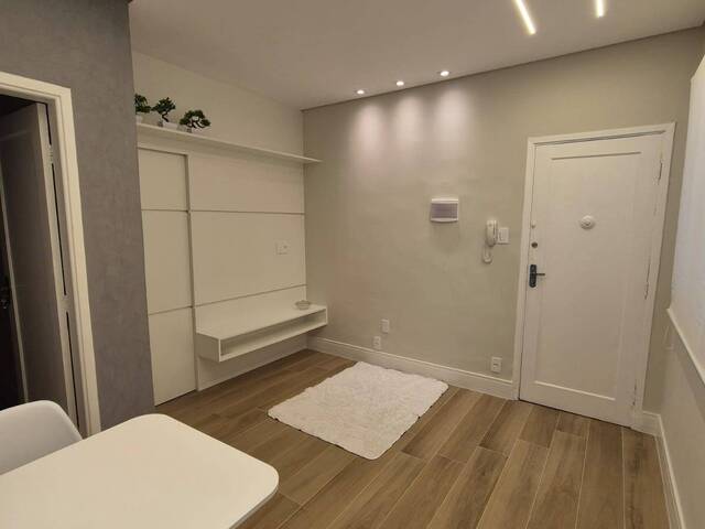 Apartamento para Venda em Santos - 5