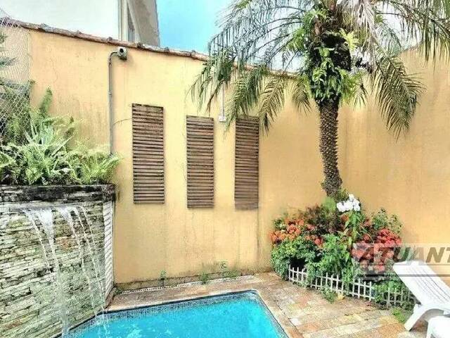 Casa para Venda em Santos - 2