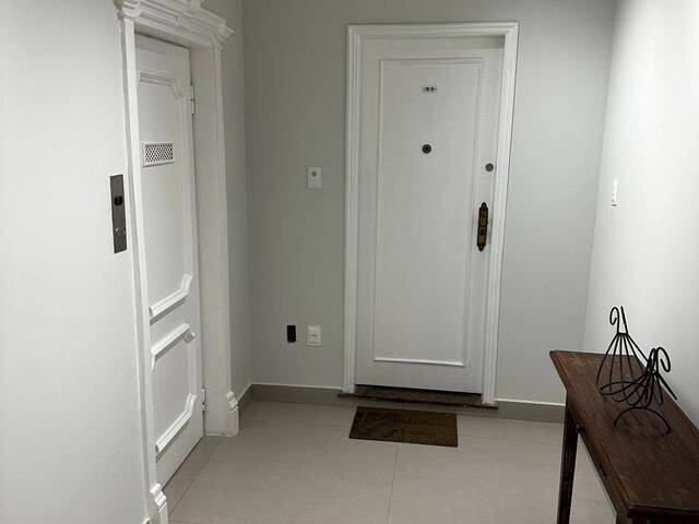 #2054 - Apartamento para Venda em Santos - SP - 2